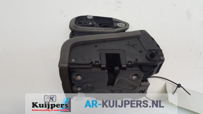 Deurslot Mechaniek 4Deurs links-achter - Opel Astra