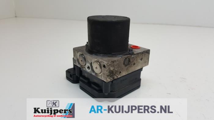 ABS Pomp - Opel Astra
