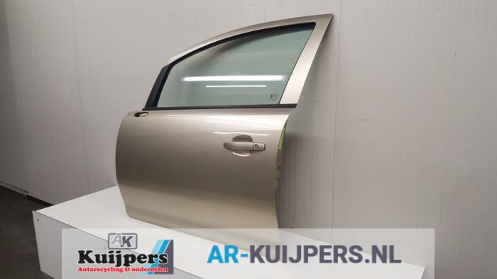 Portier 4Deurs links-voor - Opel Corsa