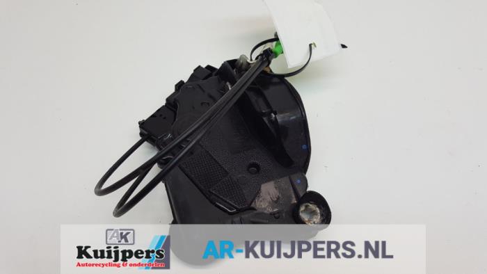 Deurslot Mechaniek 4Deurs rechts-voor - Toyota Yaris