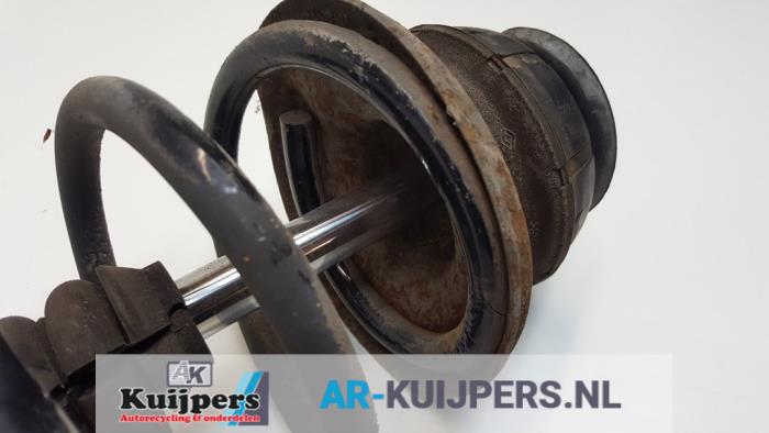 Schokdemperpoot links-voor - Dacia Sandero