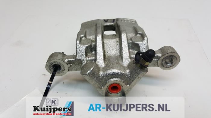 Remklauw (Tang) links-achter - Hyundai Accent