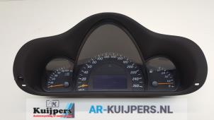 Gebruikte Tellerklok Mercedes C Sportcoupé (C203) 1.8 C-180K 16V Prijs € 59,00 Margeregeling aangeboden door Autorecycling Kuijpers