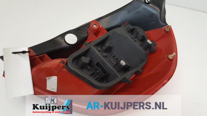 Achterlicht links - Renault Clio