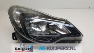 Gebruikte Rechter Koplamp Opel Corsa D 1.4 16V Twinport Prijs € 125,00 Margeregeling aangeboden door Autorecycling Kuijpers