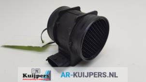 Gebruikte Luchtmassameter Opel Vectra C GTS 2.2 DIG 16V Prijs € 25,00 Margeregeling aangeboden door Autorecycling Kuijpers