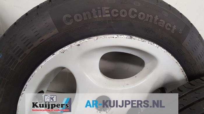 Velgen set + banden - Peugeot 106