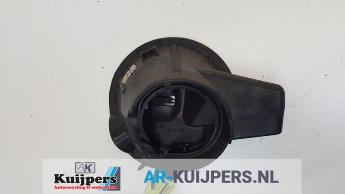 Tank Klep - Peugeot 5008