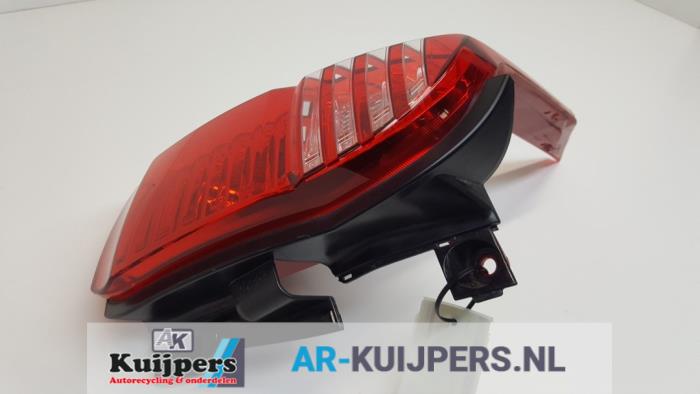Achterlicht links - Peugeot 5008