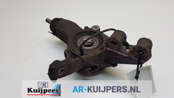 Fusee rechts-voor - Peugeot 5008