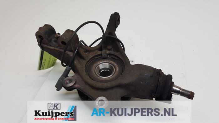 Fusee rechts-voor - Peugeot 5008
