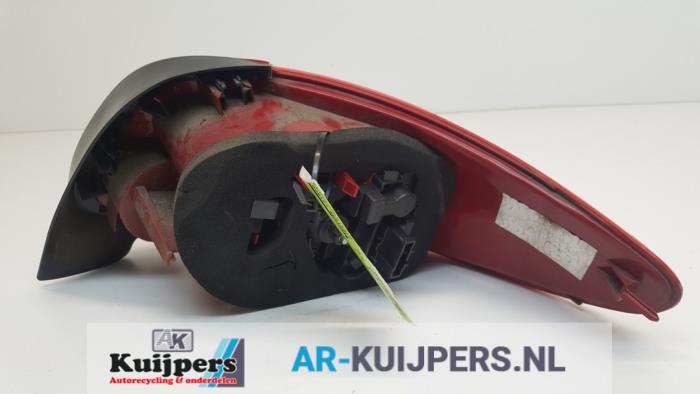 Achterlicht links - Peugeot 206