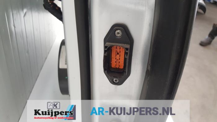 Portier 4Deurs links-voor - Mercedes ML-Klasse