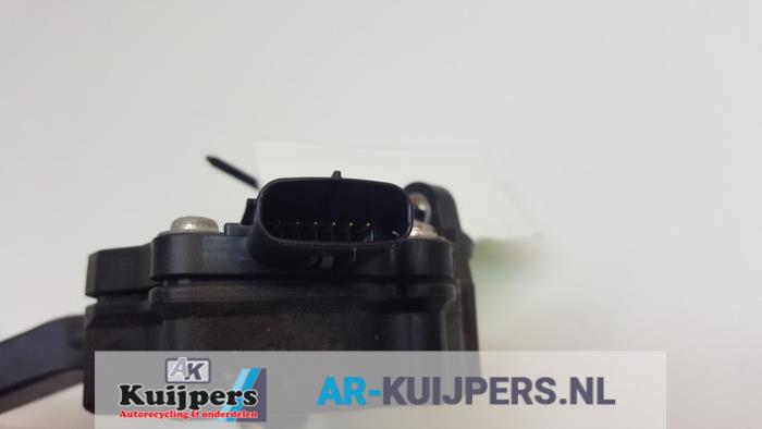 Gaspedaal - Subaru Forester