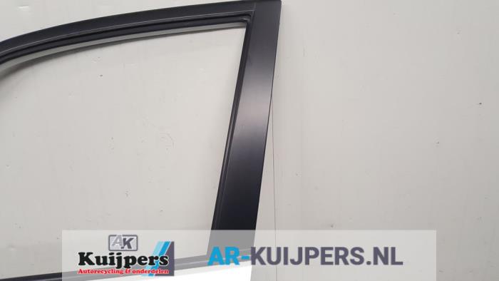 Portier 4Deurs links-voor - Subaru Forester