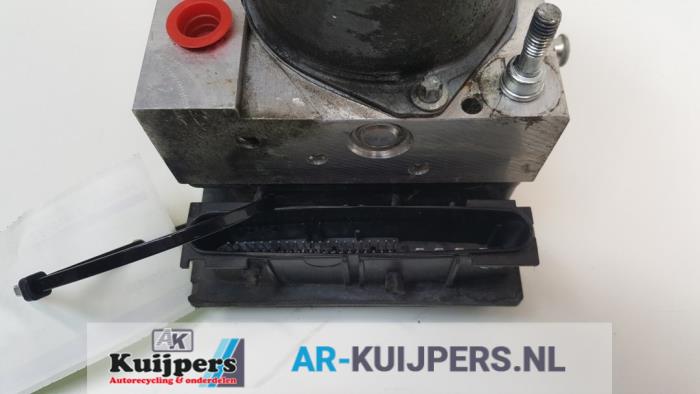 ABS Pomp - Subaru Forester