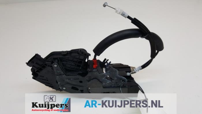 Deurslot Mechaniek 4Deurs rechts-voor - Landrover Discovery