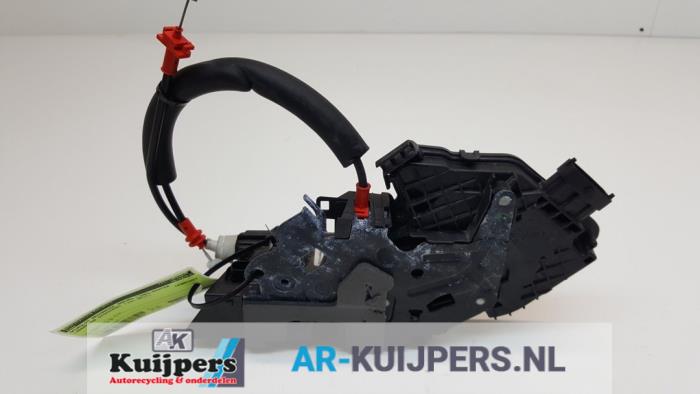 Deurslot Mechaniek 4Deurs links-achter - Landrover Discovery