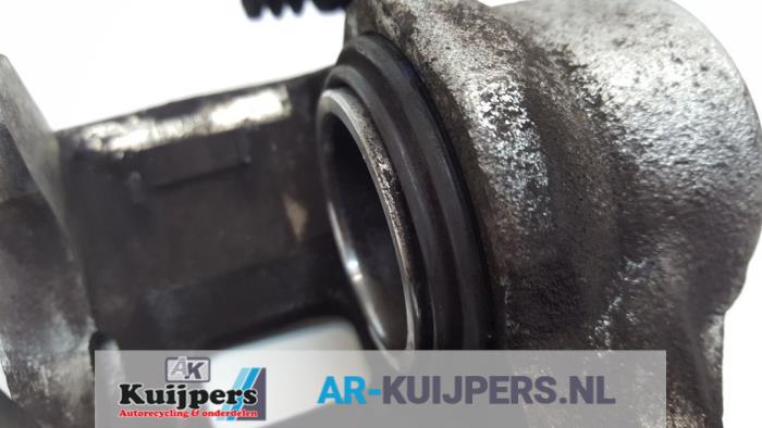 Remklauw (Tang) links-voor - Hyundai I10