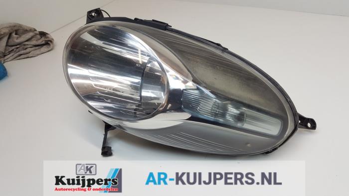 Koplamp links - Nissan Micra