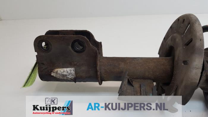 Schokdemperpoot links-voor - Citroen C4 Picasso