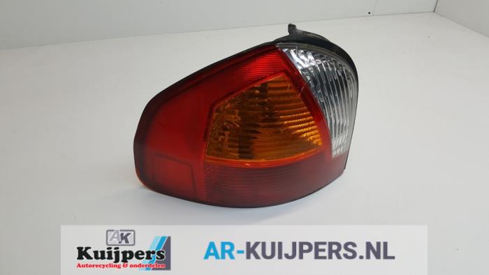 Achterlicht links - Hyundai Santafe