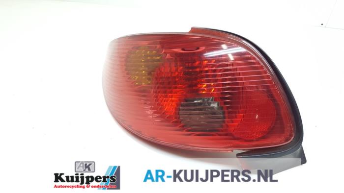 Achterlicht links - Peugeot 206