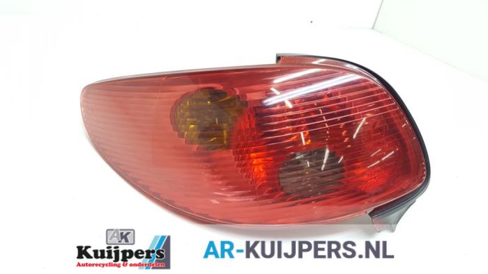 Achterlicht links - Peugeot 206