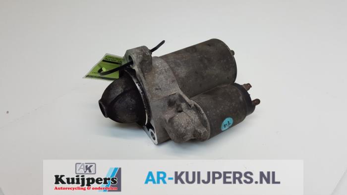 Startmotor van een Chevrolet Aveo (250) 1.2 16V 2010