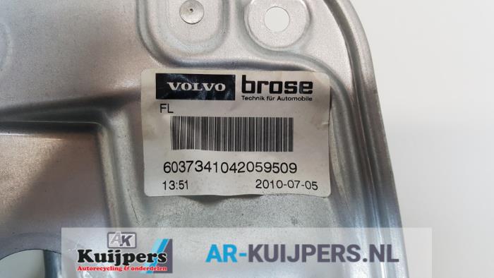 Raammechaniek 4Deurs links-voor van een Volvo V70 (BW) 1.6 DRIVe 16V 2010