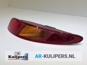Gebruikte Achterlicht rechts Alfa Romeo GT (937) 2.0 JTS 16V Prijs € 45,00 Margeregeling aangeboden door Autorecycling Kuijpers