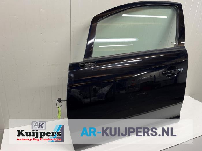 Portier 4Deurs links-voor - Opel Corsa