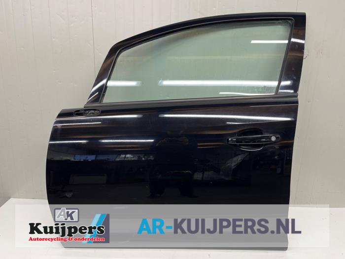 Portier 4Deurs links-voor - Opel Corsa