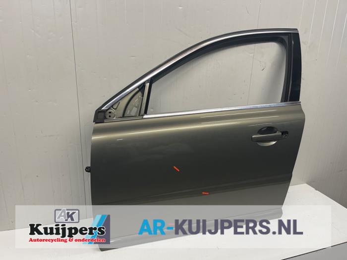 Portier 4Deurs links-voor - Volvo V70