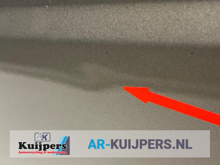Portier 4Deurs links-voor - Volvo V70