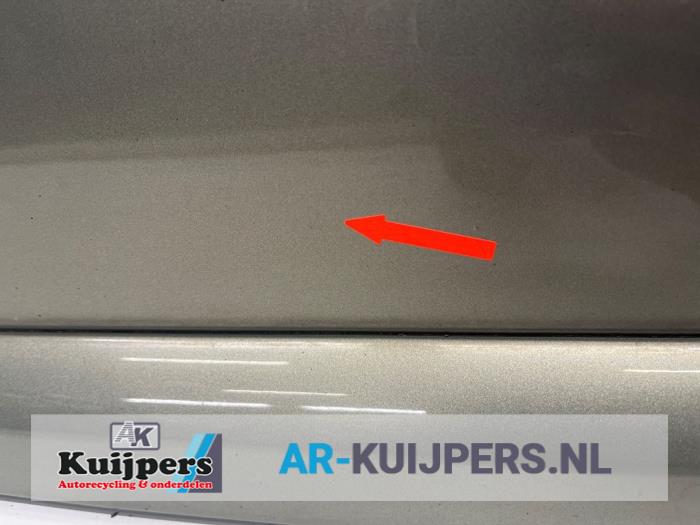 Portier 4Deurs links-voor - Volvo V70
