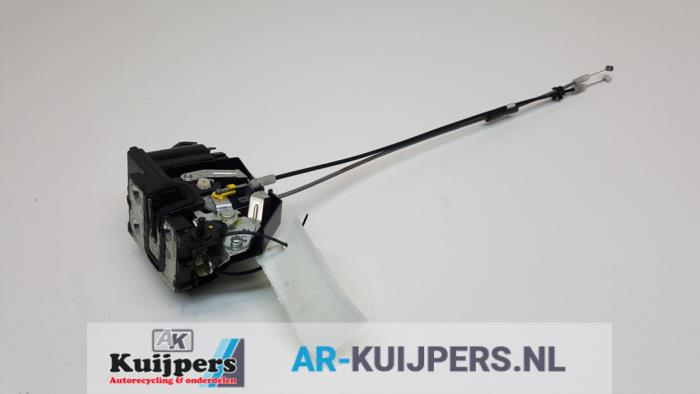 Deurslot Mechaniek 4Deurs links-achter - Hyundai I10