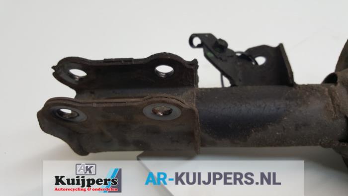 Schokdemperpoot rechts-voor - Hyundai I10