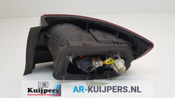 Achterlicht links - Hyundai Elantra