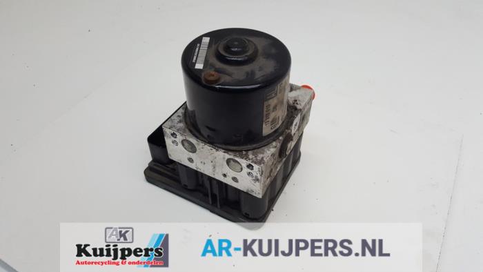 ABS Pomp - Opel Astra