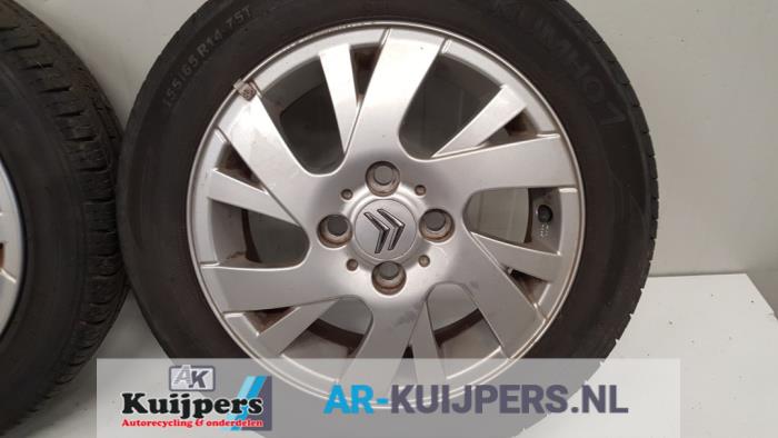 Velgen set + banden - Citroen C1