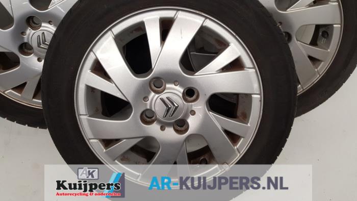 Velgen set + banden - Citroen C1