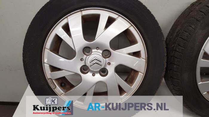 Velgen set + banden - Citroen C1