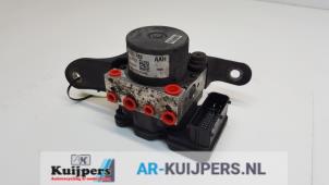 Gebruikte ABS Pomp Chevrolet Spark (M300) 1.0 16V Bifuel Prijs € 25,00 Margeregeling aangeboden door Autorecycling Kuijpers