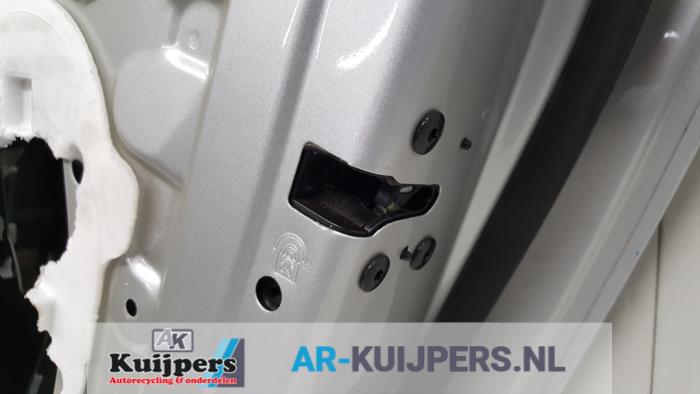 Portier 4Deurs rechts-achter - Peugeot 308