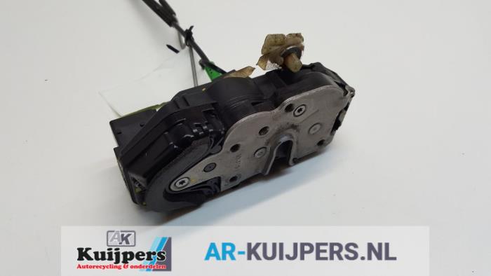 Deurslot Mechaniek 4Deurs rechts-achter - Opel Astra
