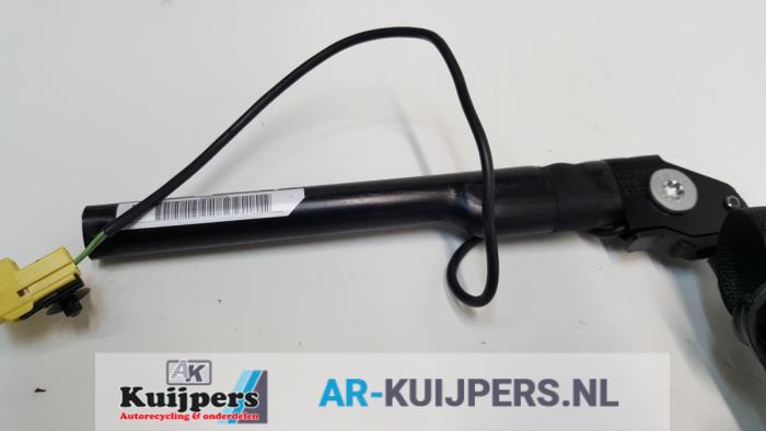 Veiligheidsgordel rechts-voor - Opel Astra