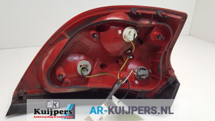 Achterlicht links - Kia Cee'D