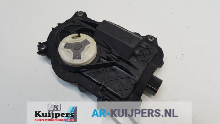 Deurslot Mechaniek 4Deurs links-voor - Bentley Continental Flying Spur