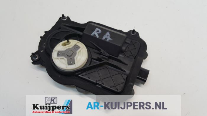 Deurslot Mechaniek 4Deurs links-voor - Bentley Continental Flying Spur